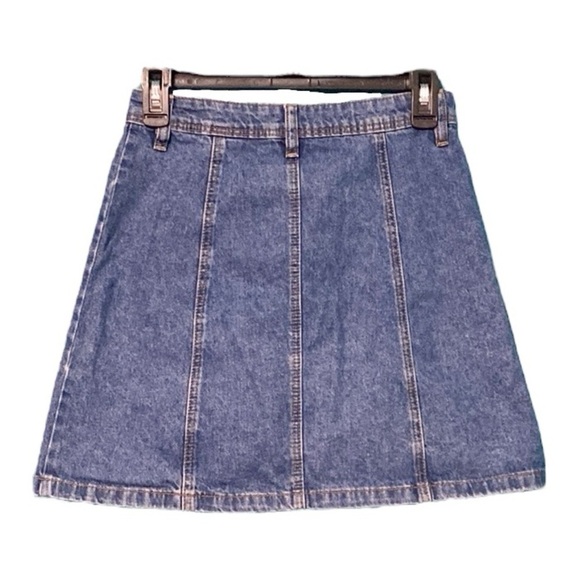 H&M Front Button Denim Skirt - Size 2 - Picture 3 of 9